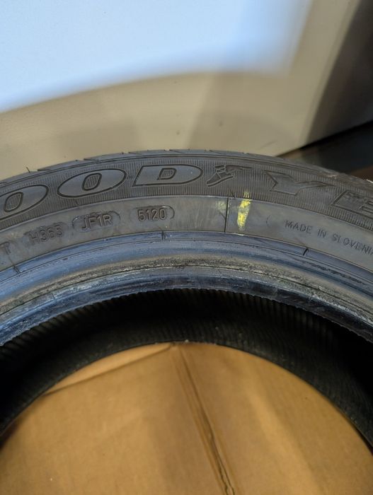 Шини літні Goodyear 235/50 R17 6мм