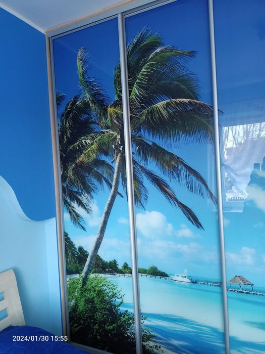 Dzwi do szafy przesuwnej z prowadnicą