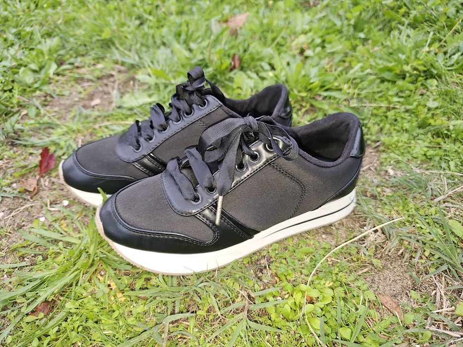 Tenis stradivarius 35/36