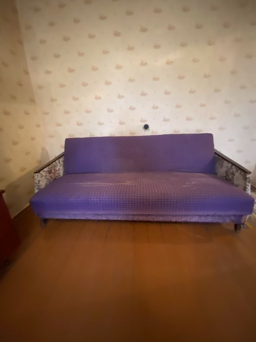 Старі різні меблі, безкоштовно