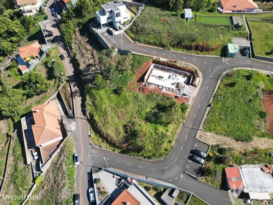 Terreno para construção em Caniço