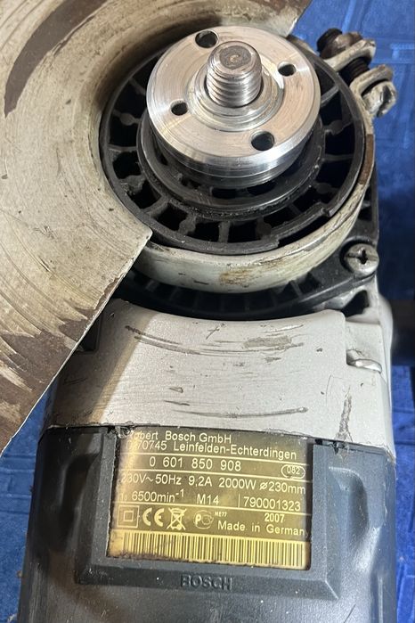 Bosch GWS 20-230 H Professional Болгарка 230мм 2000Вт