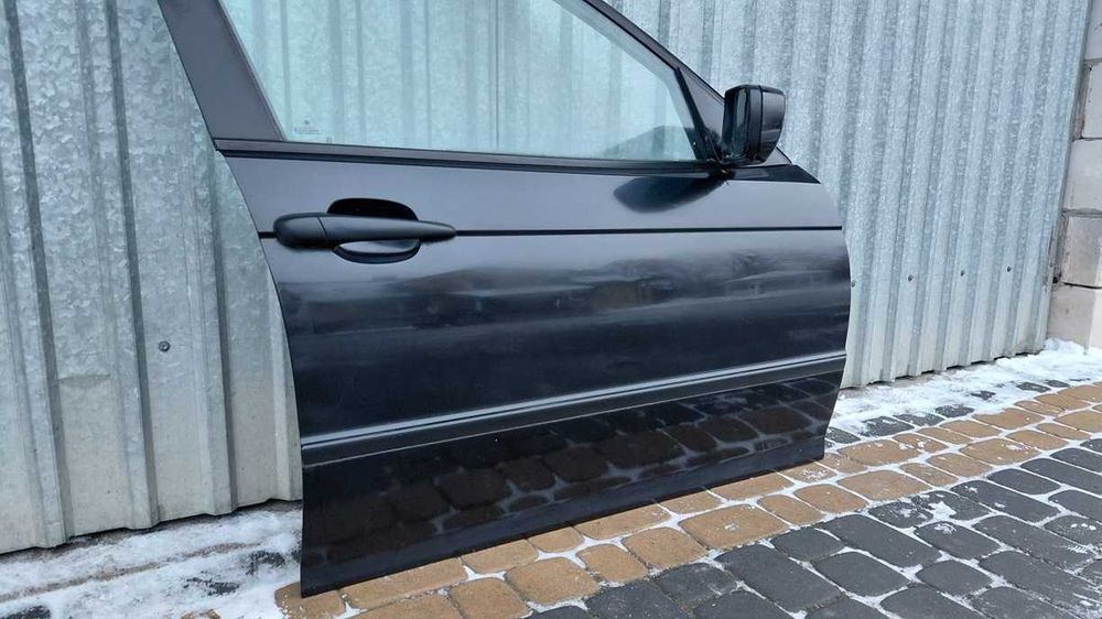 Kompletne Drzwi prawy przód bmw e46 COSMOSSCHWARZ METALLIC 303/9