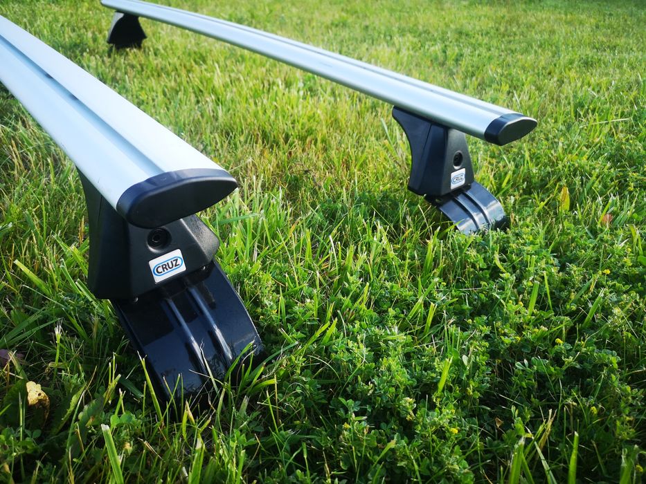 Bagażnik dachowy Cruz Airo