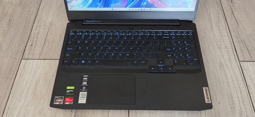 Laptop gamingowy Lenovo Gaming 3