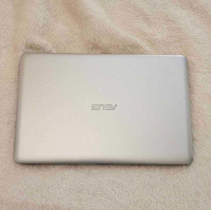 Asus x543u c/ Windows 10 + Office