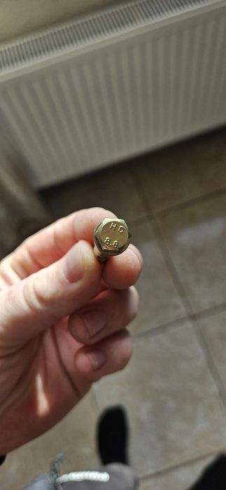 Продам анкер 8мм 60
