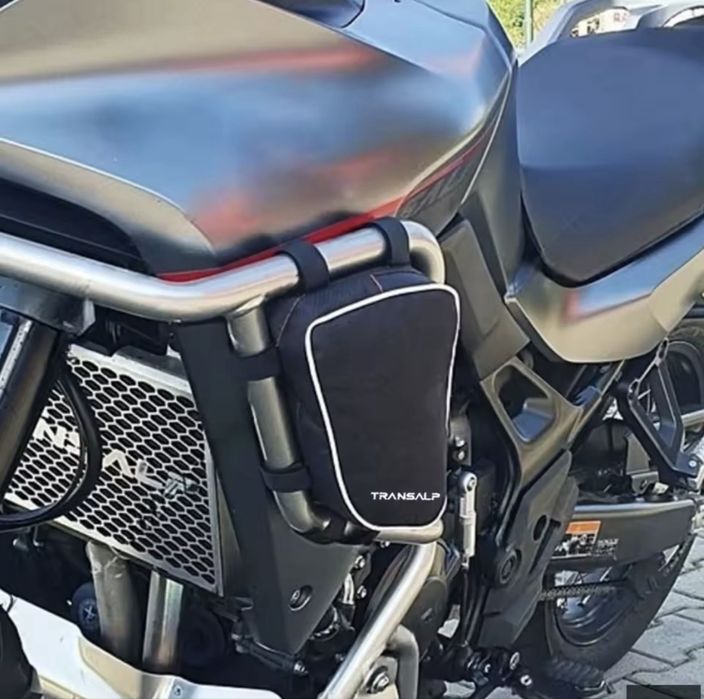 Мотосумки на Honda Transalp XL750