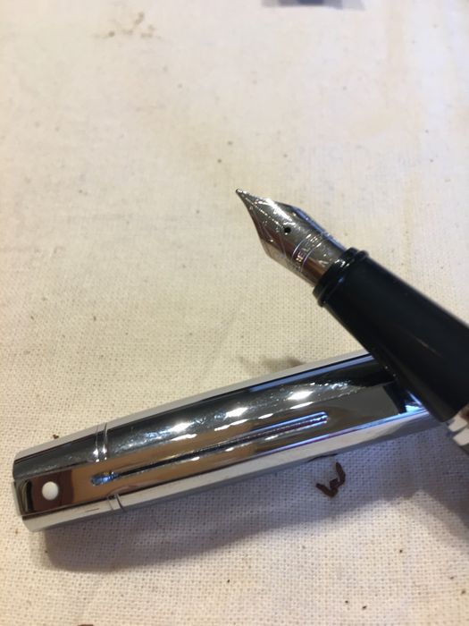 Caneta tinteiro nova Sheaffer com estojo