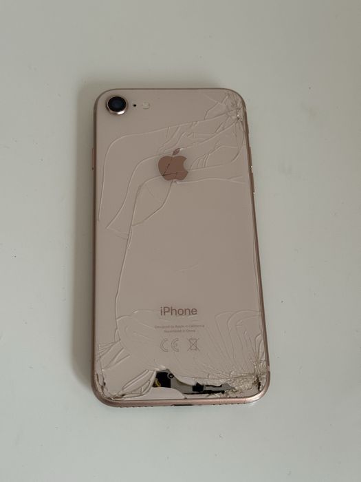 iPhone 8 64Gb desbloqueado