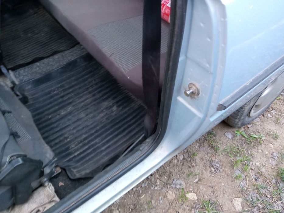 Автомобіль таврія нова 2004