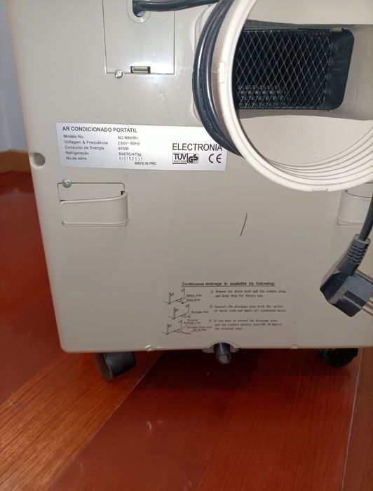 Ar condicionado portátil - Electronia Modelo TC-N12KRH
