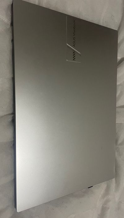 Asus vivobook 15