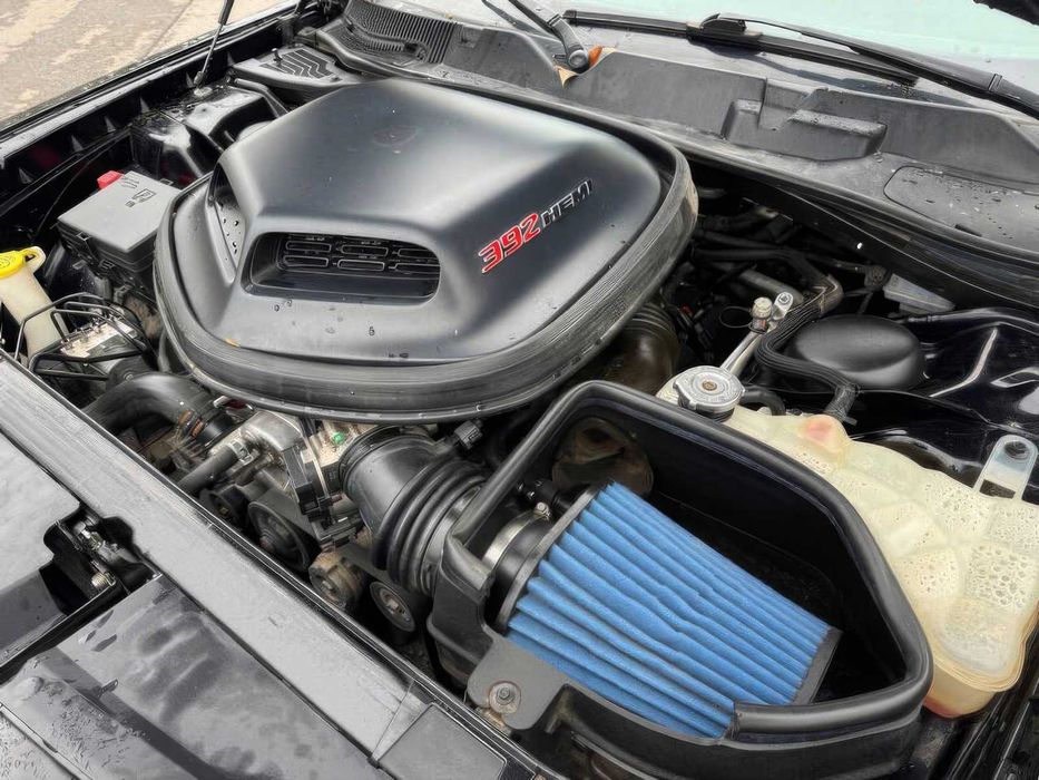 Dodge Challenger SRT Hellcat      2017