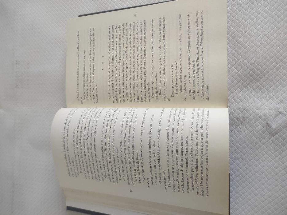 Livro Eragon - Aventura