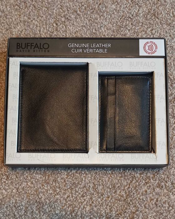 Męski skórzany portfel i etui na karty firmy Buffalo