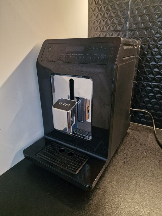 Krups Evidence EA8908 wyciek podczas parzenia