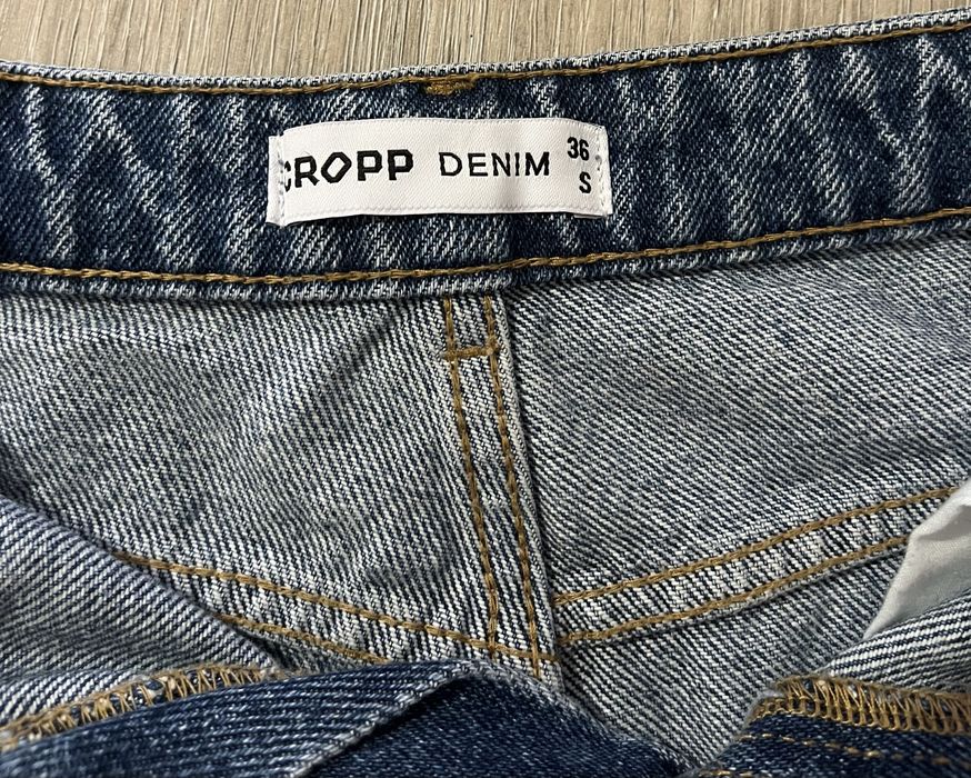 Шорти жіночі короткі