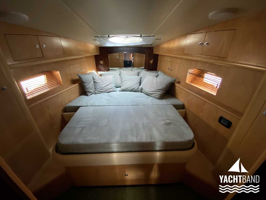 Продається Яхта Silver Craft 37