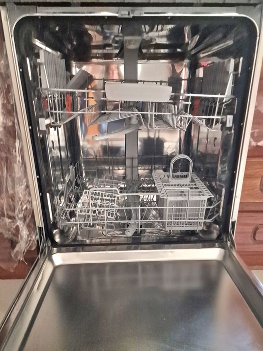 Máquina Lavar Loiça Hotpoint Ariston423053980294850561