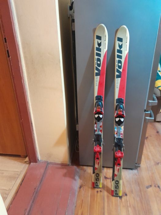 Narty zjazdowe używane