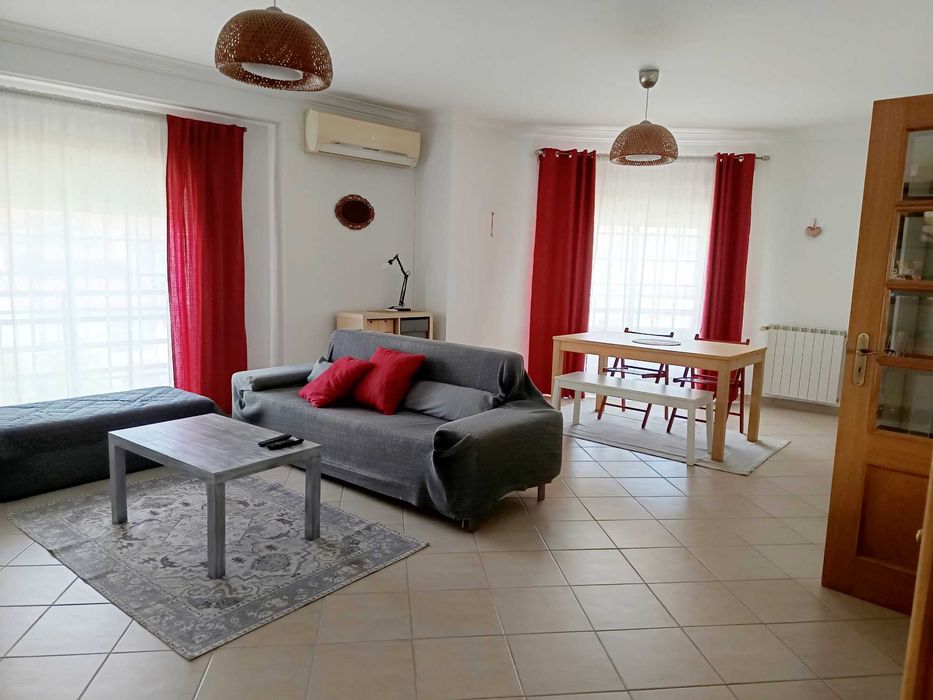 Apartamento T4 + Garagem, Entroncamento