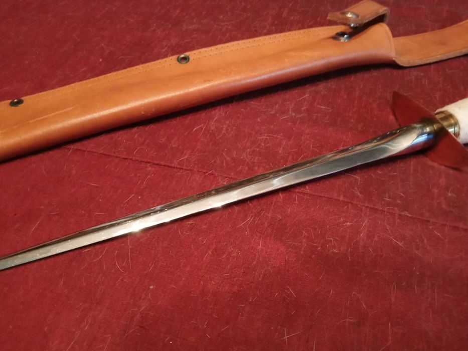 Sztylet ozdobny [aktywne]