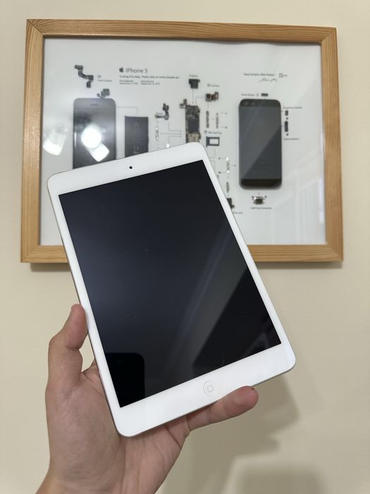 Продам iPad Mini 2 16 Gb