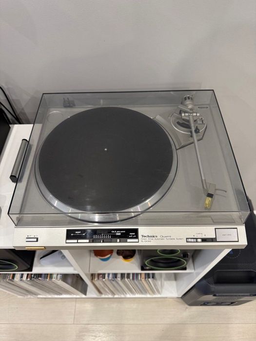 Вініловий програвач Technics SL-QX300