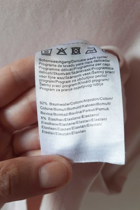 Elastyczny bawełniany top (bluzka)na szerszych ramiączkach 36