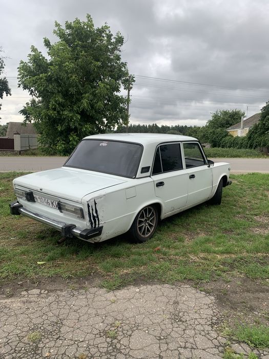 в продажі ВАЗ 2106