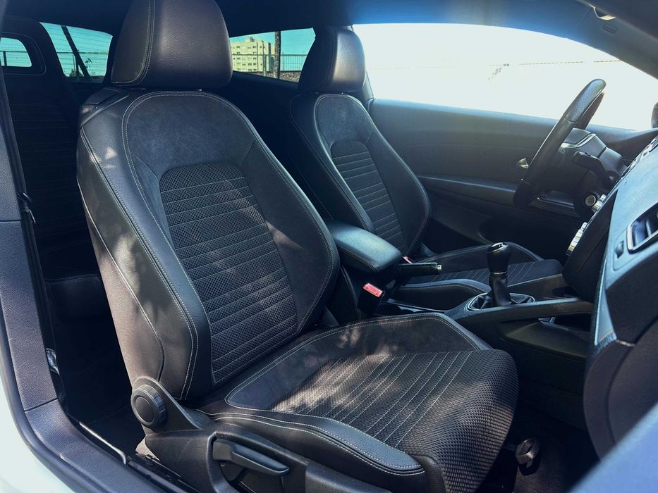 VOLKSWAGEN SCIROCCO 2.0 TDI SPORT