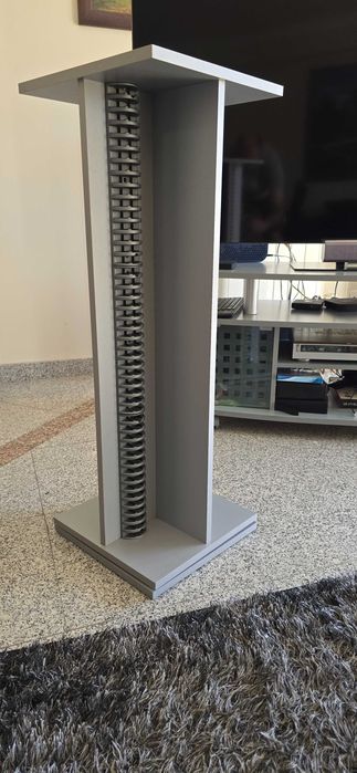 Estante rotativa cinzenta para 190 CDs