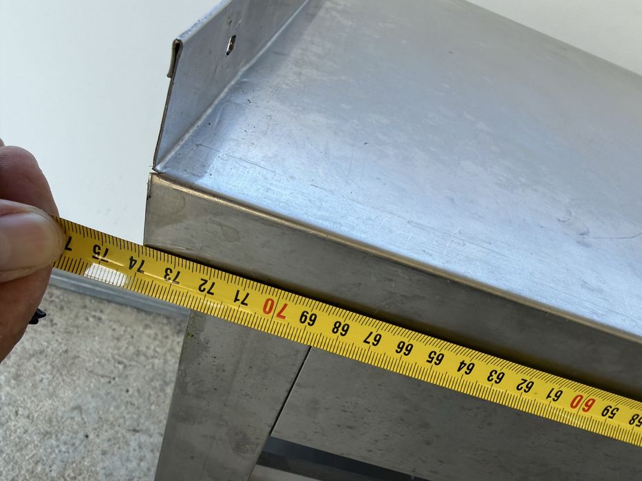 Mesa de trabalho em inox com 2 gavetas e prateleira