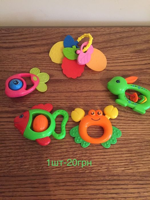 Погремушки, книжечки, м‘ячик, утки кораблики для купания