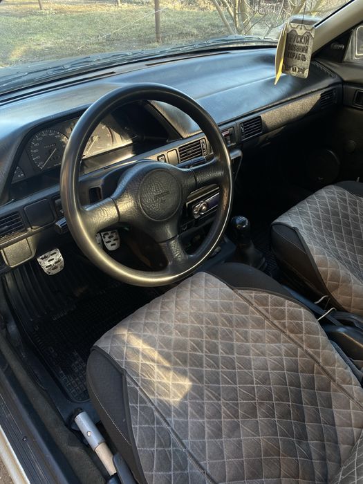 Продам Mazda 323 bj 1.6 16v