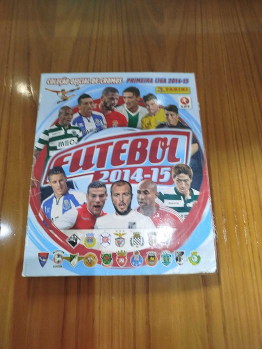 Caderneta de Futebol 2014-15  Coleção Oficial de cromos Liga NOS - Panini - Caderneta Completa