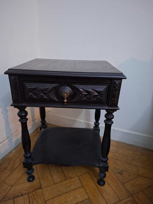 Mobilia quarto madeira escura sem cama