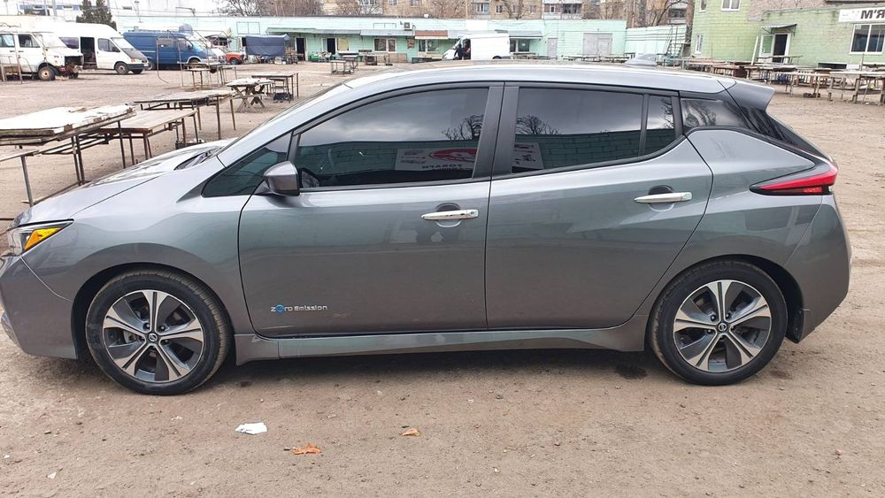Продам Nissan leaf 2019 года Ниссан Лиф