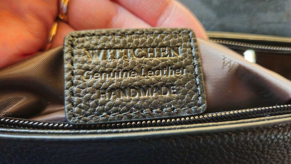 Torebka damska listonoszka Wittchen.