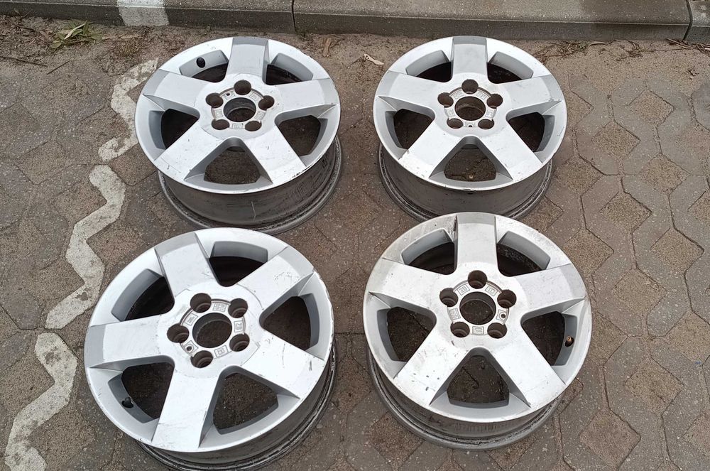 Alufelgi 15" sprzedam