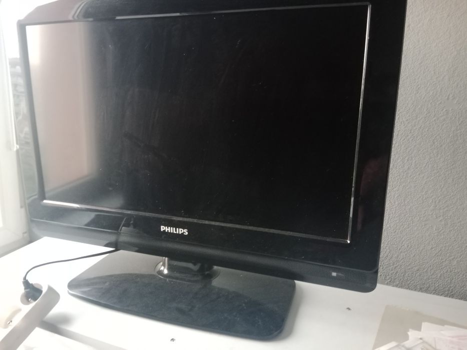 Telewizor Philips płaski 26 cali na działkę, domku 2 x HDMI, Euroscart