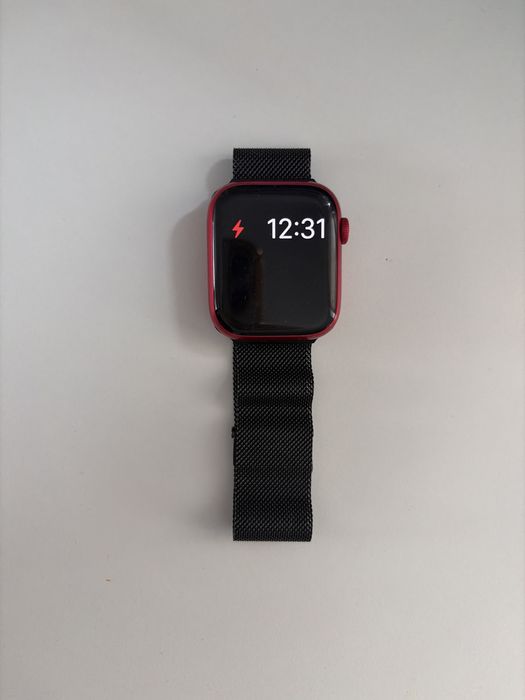 Apple Watch s8 45 mm
