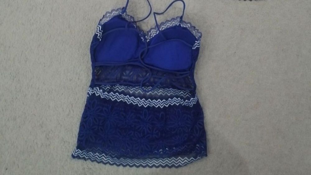 Top koronkowy odkryte plecy bluzka damska XS s m nowa