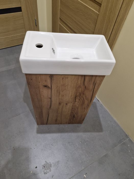 Szafka łazienkowa z umywalką