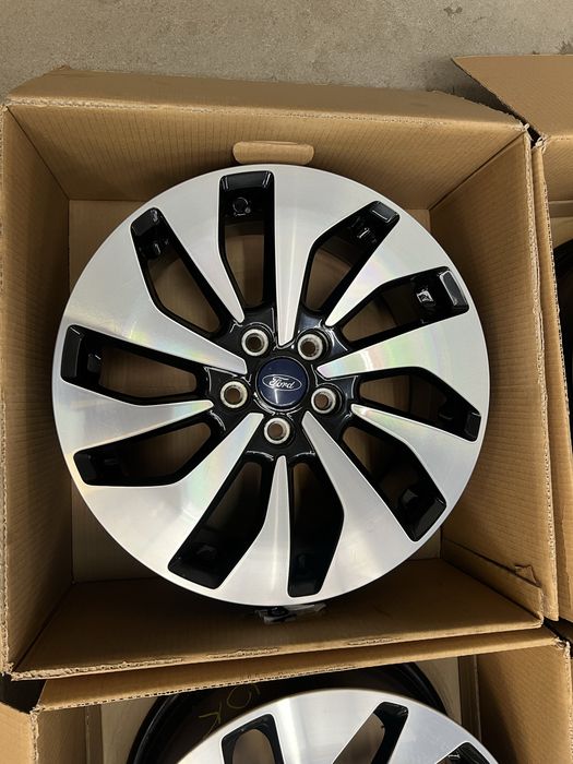 Felgi aluminiowe Ford Focus 17“ 5x108 et 50