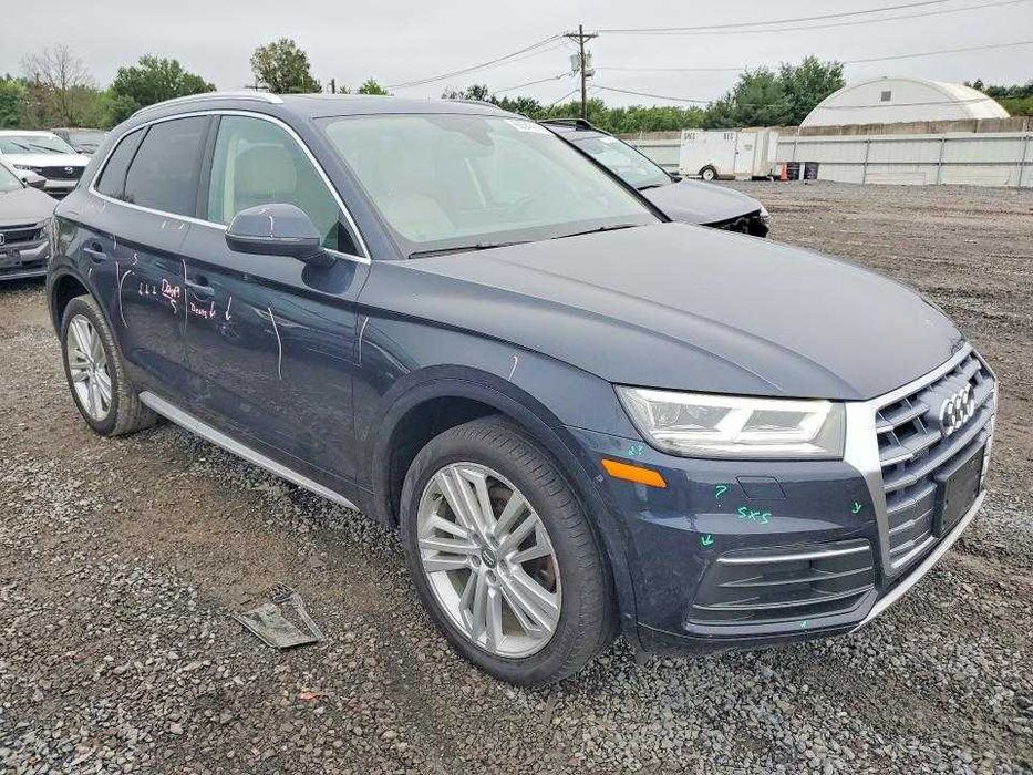 2020 AUDI Q5 Premium plus