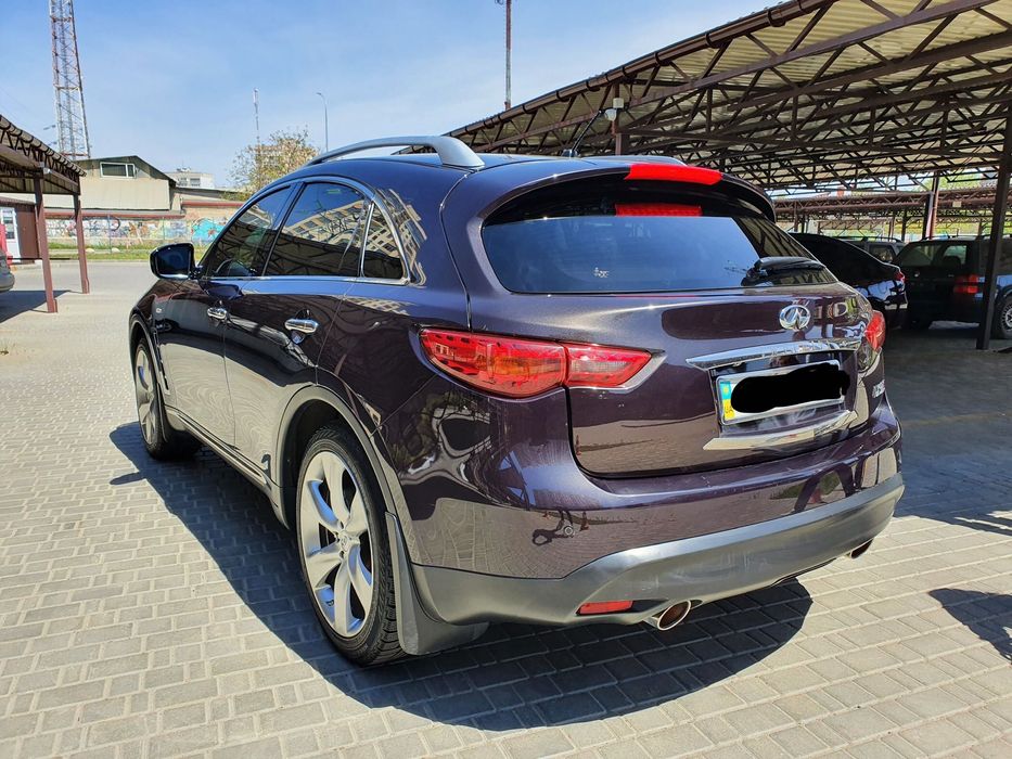 Infiniti FX 37S продам