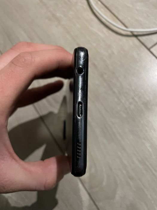 Продам Самсунг А72