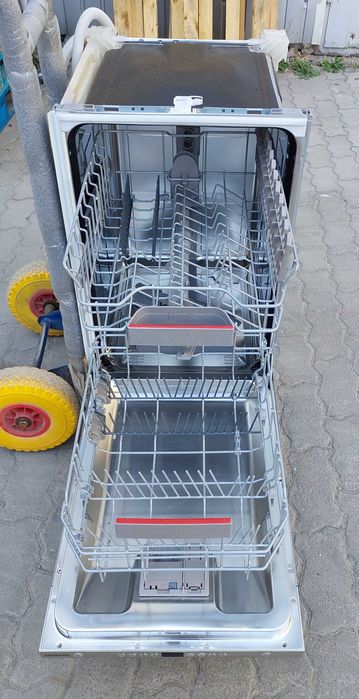 Посудомийна машина вмонтована 45см Сіменс Siemens SPV45IX00E вживана